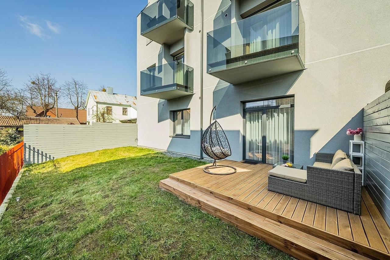 Lovely Apartment With Private Terrace By Urban Rent Kaunas Buitenkant foto